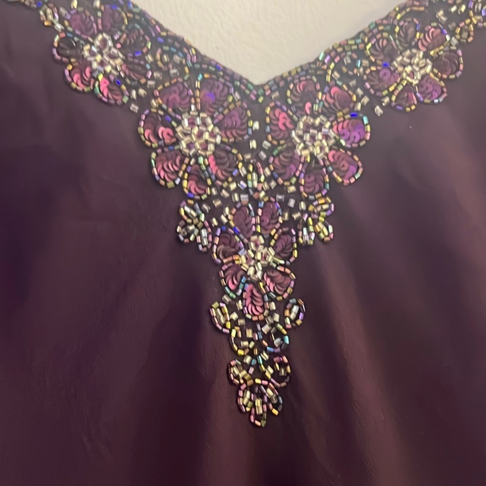 J KARA - Elegant purple chiffon and Sequin Embellishments size 8 - Picture 4 of 9